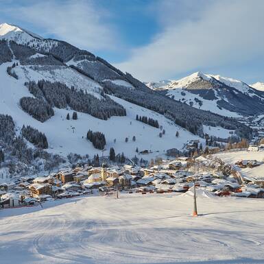 Ortsansicht Saalbach | © Daniel Roos Ortsansicht Saalbach | © Daniel Roos