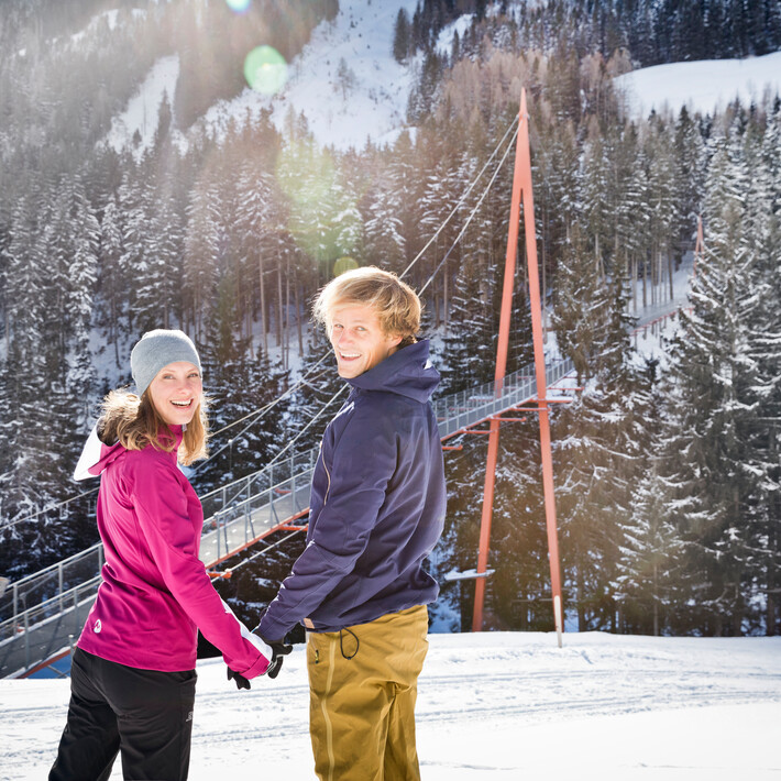 Baumzipfelweg und Golden Gate der Alpen Saalbach Hinterglemm | © Mirja Geh Baumzipfelweg und Golden Gate der Alpen Saalbach Hinterglemm | © Mirja Geh