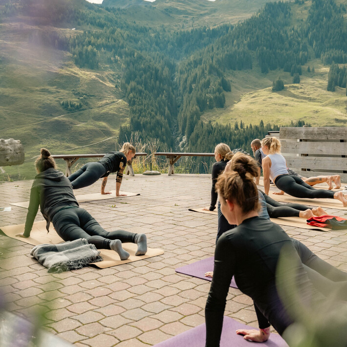 Yoga & Brunch