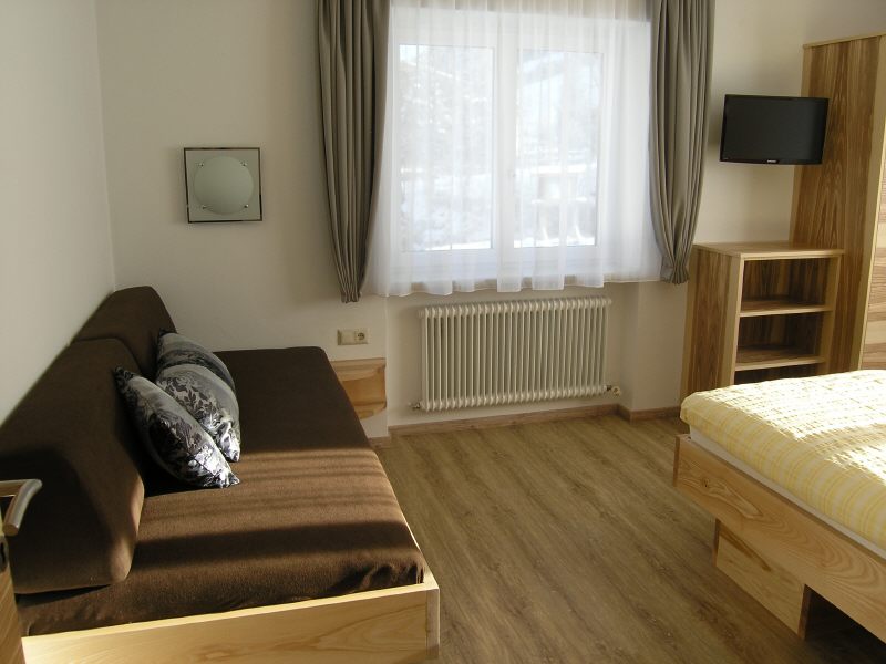 T00108.jpg