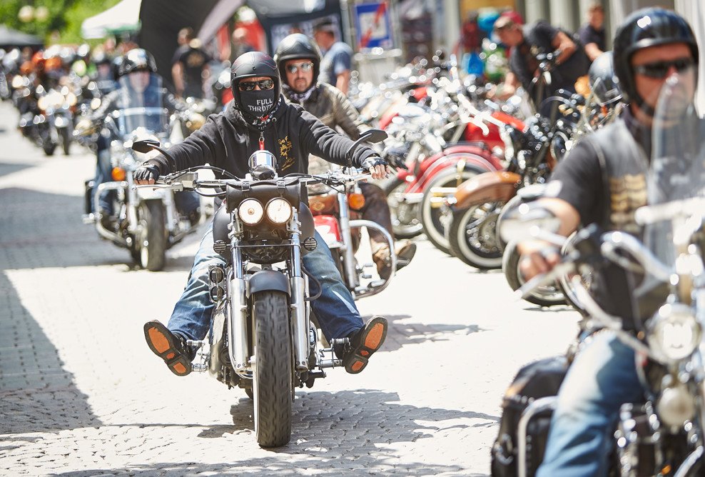 Biker frauen treffen