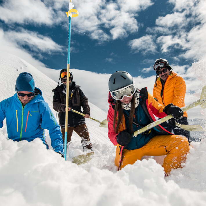 Snow & Alpine Awareness Camps  | © SAAC / Terragraphy