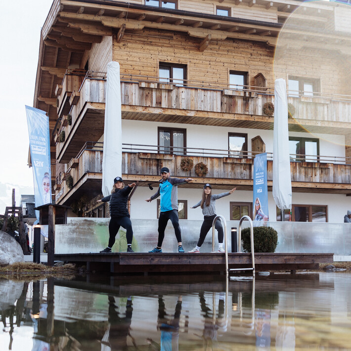 White Pearl Mountain Days | © Márk Oláh