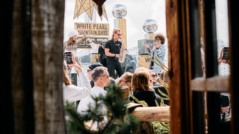 White Pearl Mountain Days | © Márk Oláh