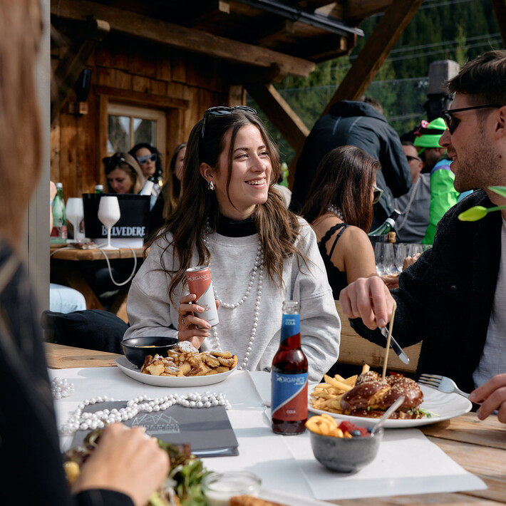 White Pearl Mountain Days | © Ixxalp