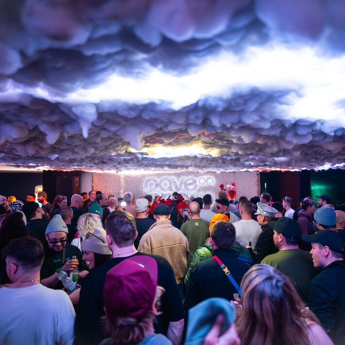 © goodbyproduction © goodbyproduction