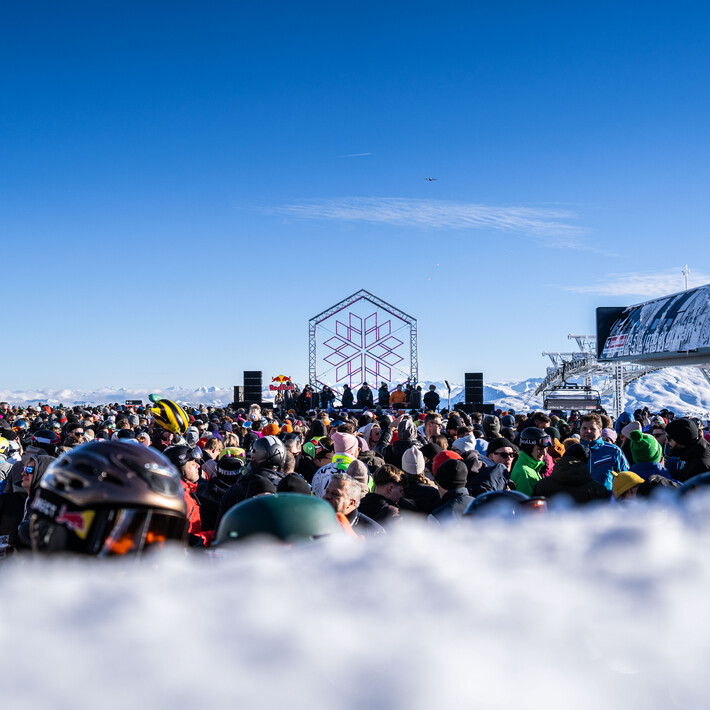 © Rave on Snow © Rave on Snow