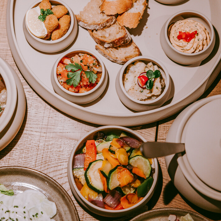 omii restaurant bar | © Alpenkarawanseri