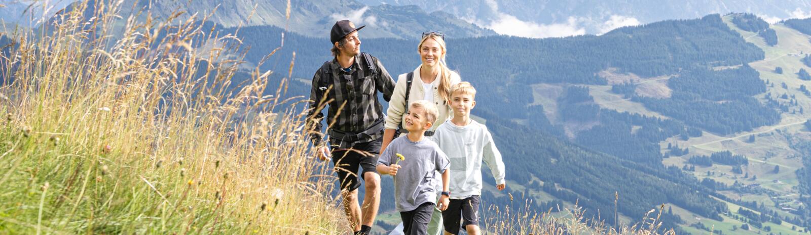 Familie Wandern Saalbach | © Karin Pasterer