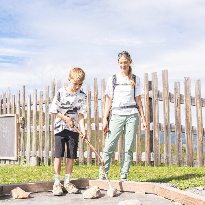12er Minigolf | © Karin Pasterer 12er Minigolf | © Karin Pasterer