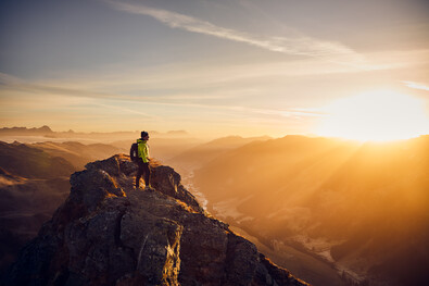 Sportliche Gipfelwanderung in Saalbach Hinterglemm | © Daniel Roos