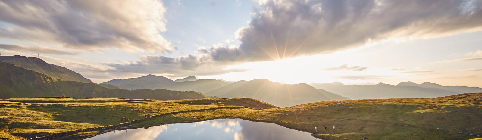 Sonnenuntergang bei den Hacklberger Seen | © Daniel Roos