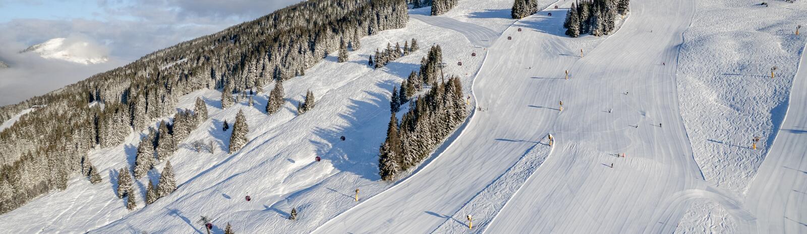 Luftaufnahme der Skipiste in Saalbach Hinterglemm | © Andreas Putz