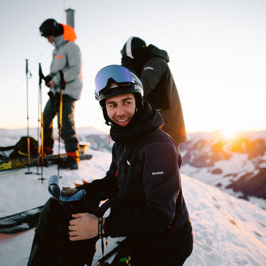 Die ersten Sonnenstrahlen genießen | © Moritz Ablinger