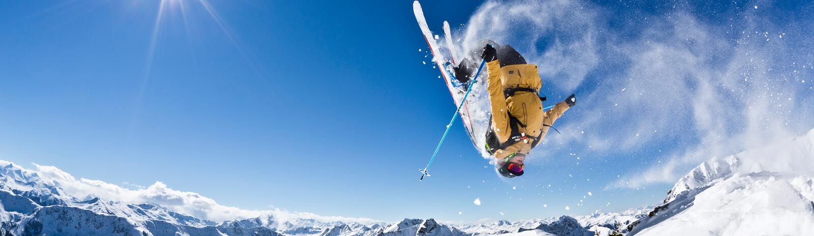 Ben Kalra in Freeride-Action | © saalbach.com, Mirja Geh