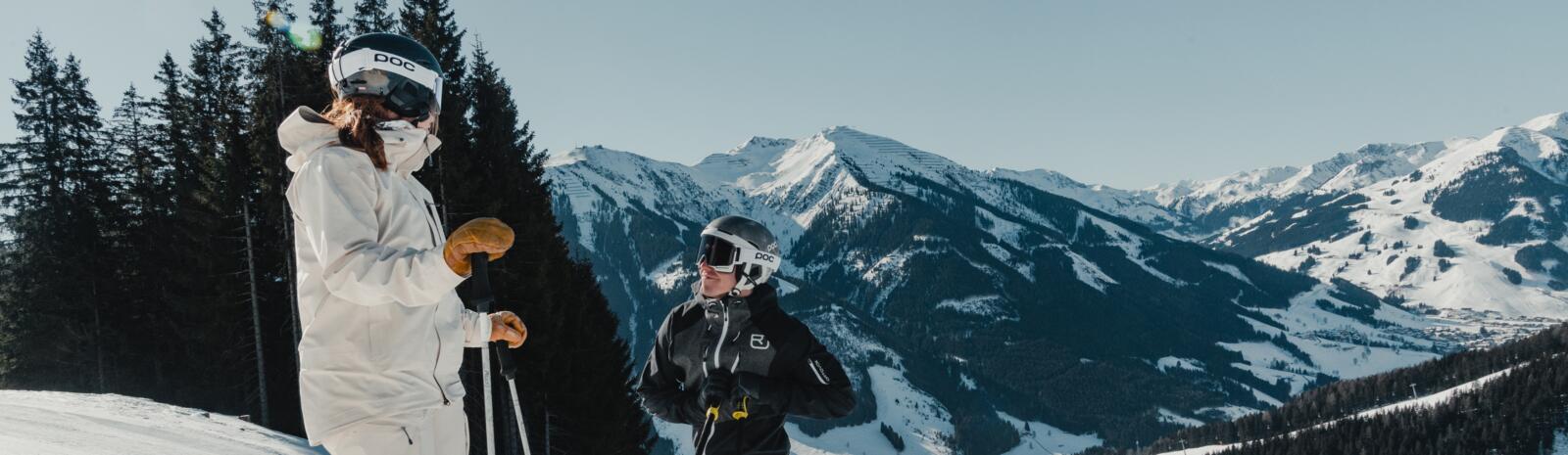 Sonnenskilauf in Saalbach Hinterglemm | © Markus Landauer