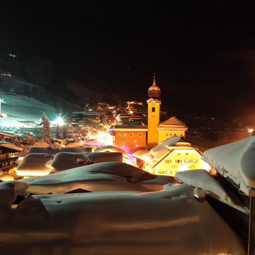 Saalbach bei Nacht | © TVB Saalbach Hinterglemm, Dietmar Socher