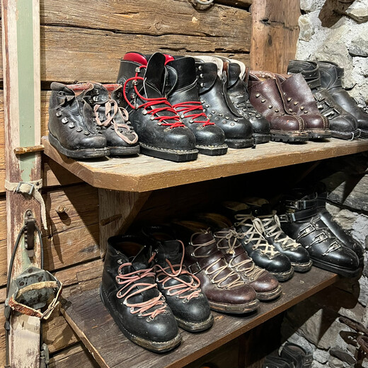 Ski boots back then...