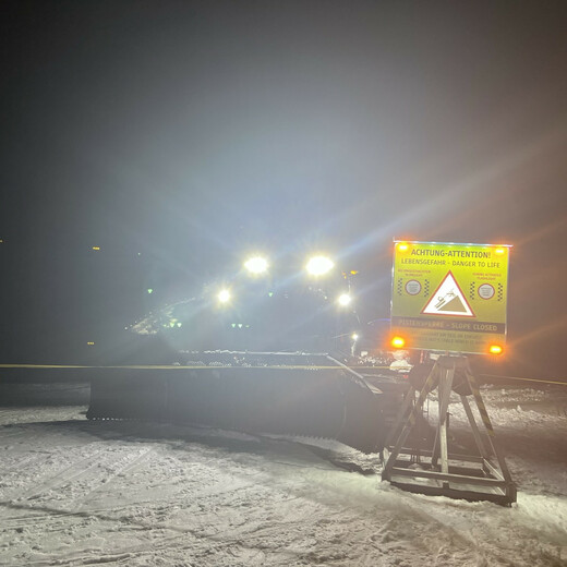 Die Pistensperre ist eingerichtet | © Michaela Mitterer