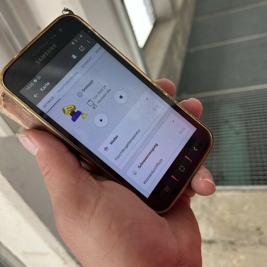 Handy App zur Steuerung der Schnee-Erzeuger | © Michaela Mitterer