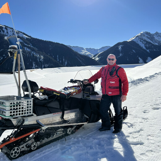 Piste rescuer Helli | © Michaela Mitterer
