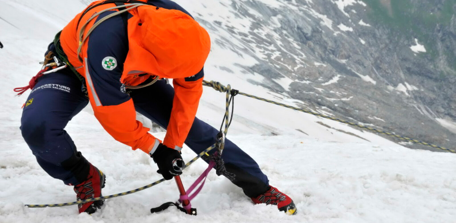 The training consists of three modules - ice, rock and winter. | © Bergrettung Salzburg