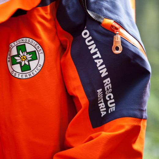 The official equipment of mountain rescue | © Bergrettung Salzburg The official equipment of mountain rescue | © Bergrettung Salzburg