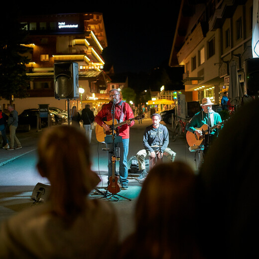 A pleasant evening accompanied by live music | © saalbach.com, Daniel Roos