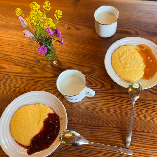 The finished sweet polenta comes nicely arranged on the table | © Michaela Mitterer The finished sweet polenta comes nicely arranged on the table | © Michaela Mitterer