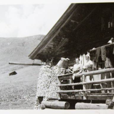 Sennerinnen bei der Arbeit (Ende der 1940er Jahre)