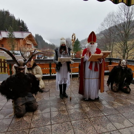 St. Nicholas visit in December | © Stoakogler Pass