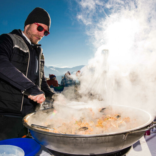 Feinste Kulinarik zu gechilltem Sound auf den Hütten. | © Edith Danzer
