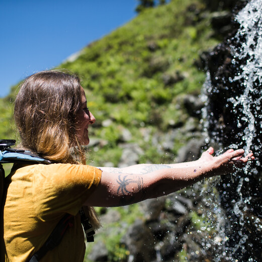 Erfrischung beim Wasserfall | © saalbach.com, Mia Knoll waterfall saalbach | © saalbach.com, Mia Knoll