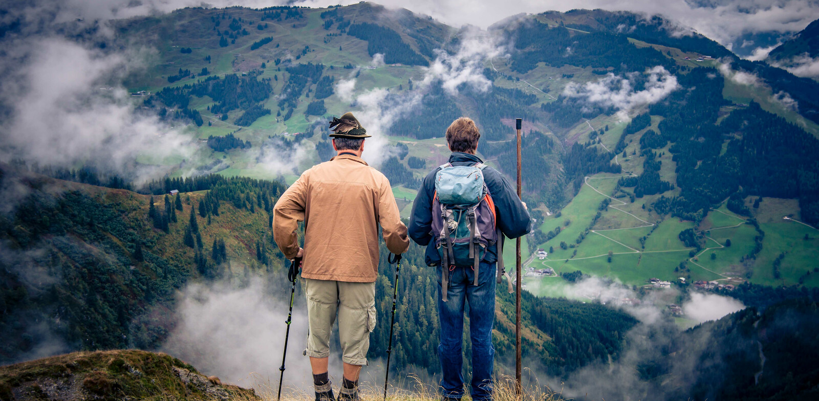 Die Schäfer halten Ausschau nach verlorenen Schafen | © Edith Danzer