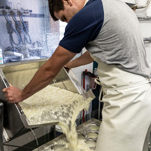 Geschickte Hände sind gefragt | © Linda Zechmeister