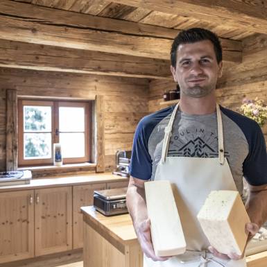 Sigi the cheese maker | © Linda Zechmeister