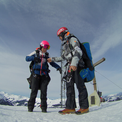 Safety Check | © Anna Überegger flynsoul