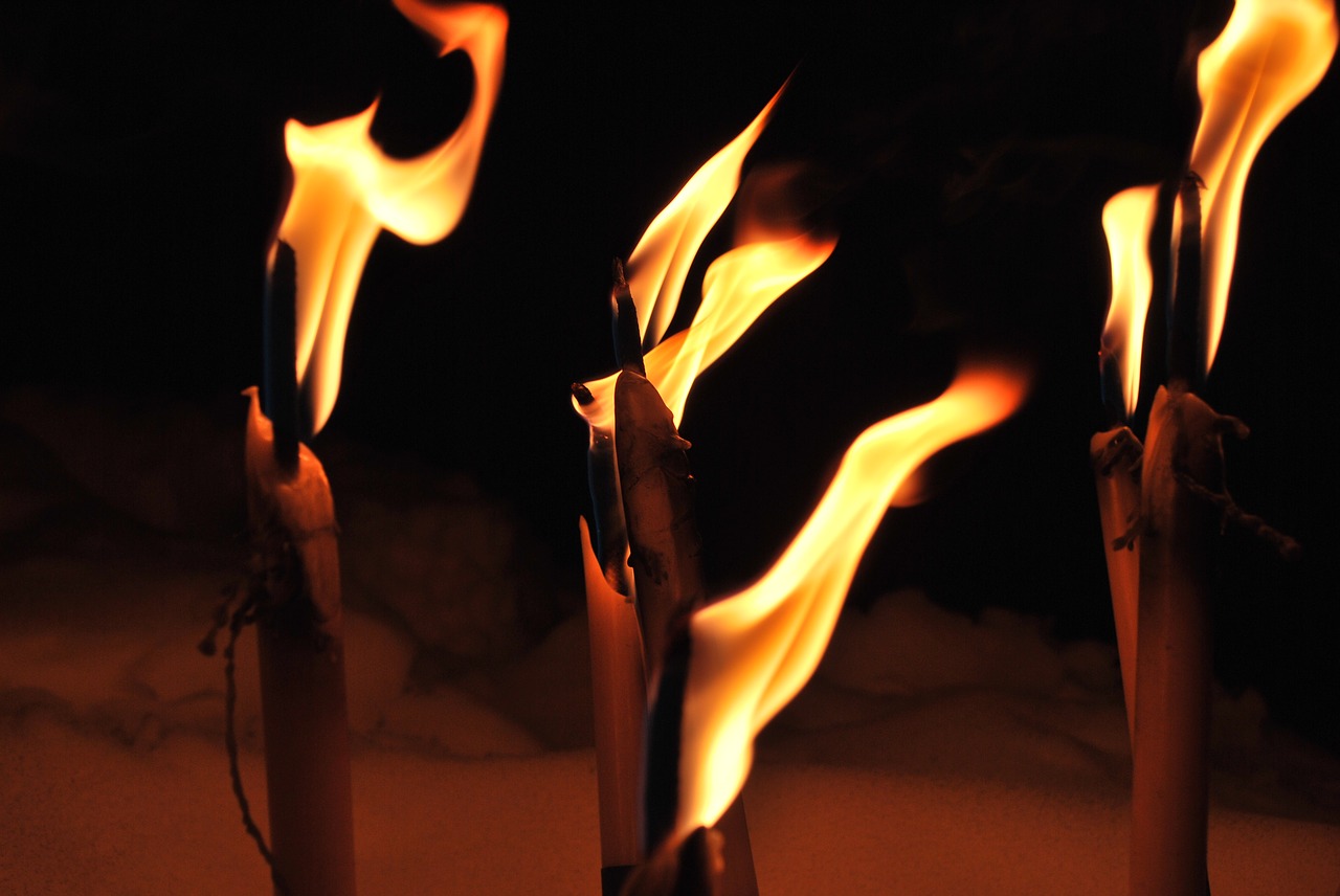 Burning the Böögg in Solothurn (Switzerland) to mark the end of Fasnacht.  Basically a towering inferno packed with fireworks in the middle of the old  town. : r/ali_on_switzerland