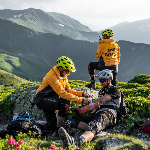 Bike Patrol | © © saalbach.com, Wout van de Donk Bike Patrol | © © saalbach.com, Wout van de Donk