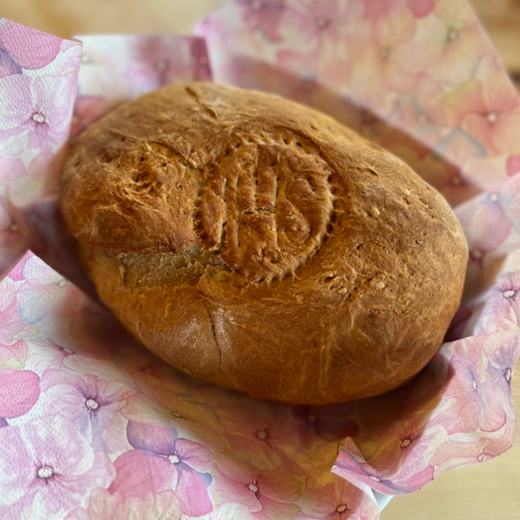 Frisch & knusprig: Ein herrlicher Brotlaib | © Michaela Mitterer