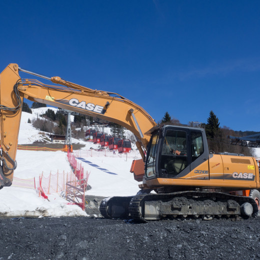 Die Bagger stehen bereit. | © Edith Danzer Die Bagger stehen bereit. | © Edith Danzer
