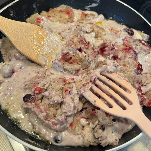 bei der veganen Variante mit frischen Beeren. 