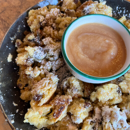 Der Klassiker wird mit Rosinen serviert. 