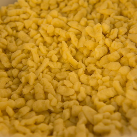 „Nockerl“ are stored in cold water | © Edith Danzer