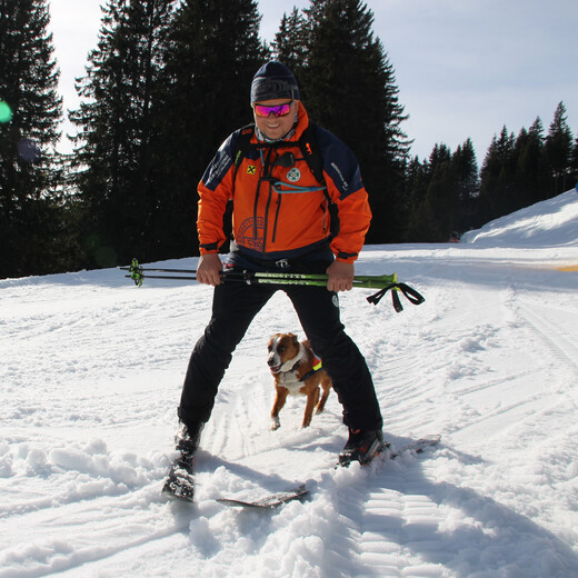 Amy kennt ihren Platz bei der Abfahrt