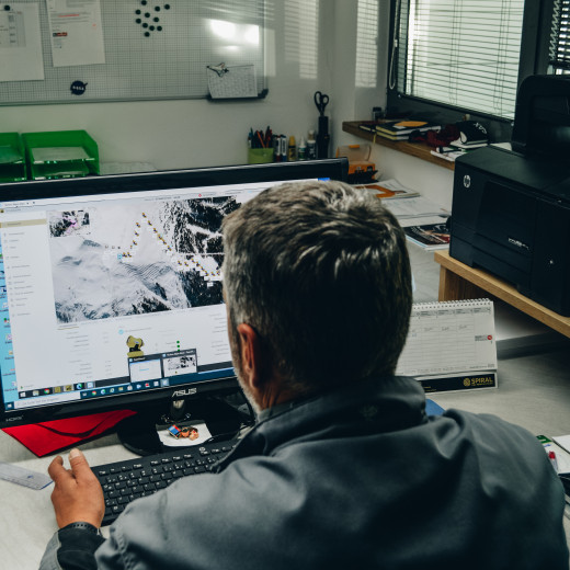 Snow machine contol centre