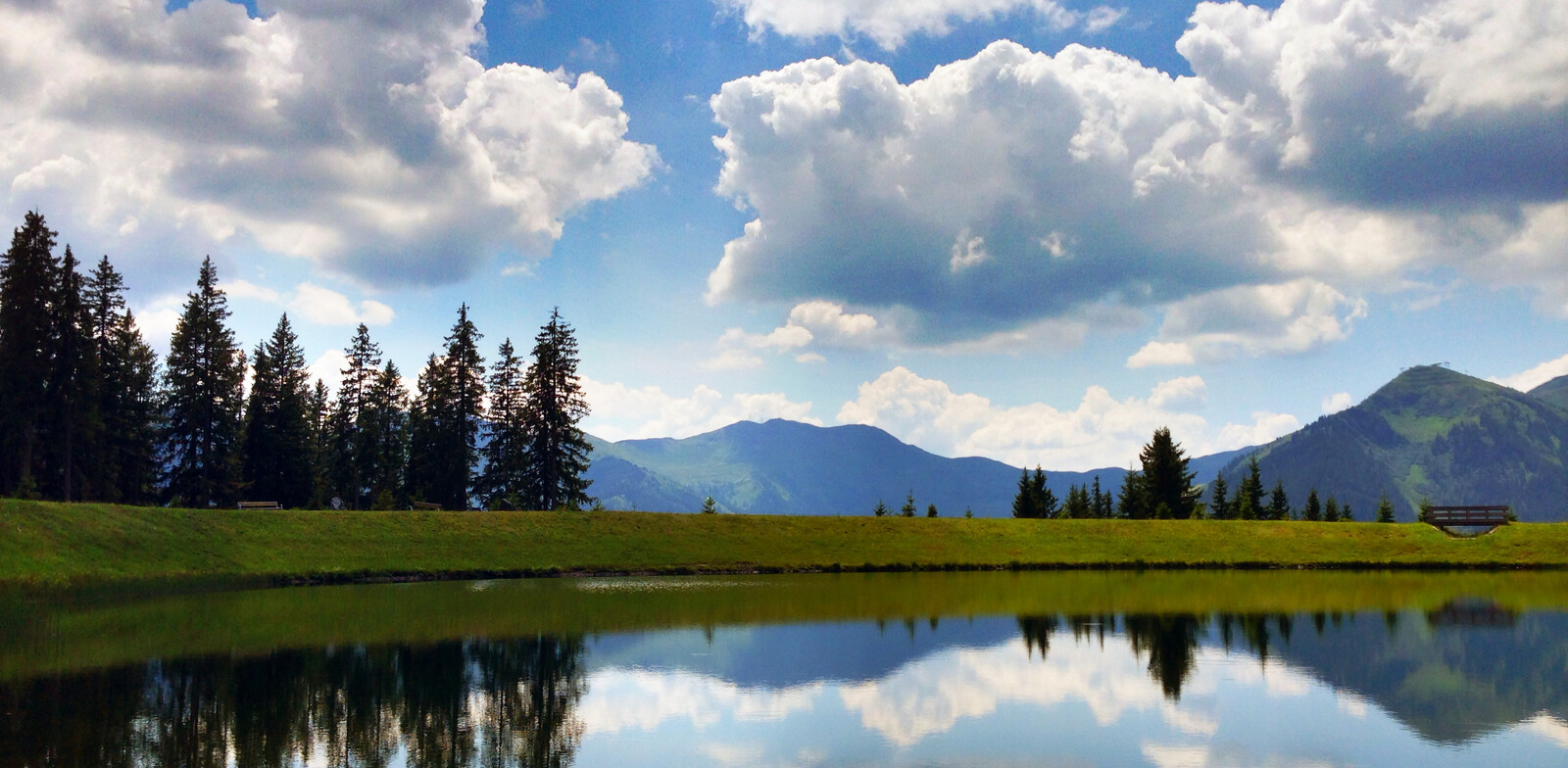 Clear water for making technical snow is held in ponds | © Edith Danzer