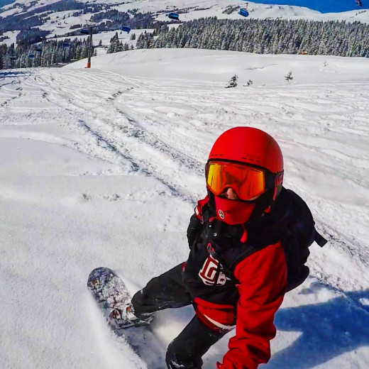 Ryan beim Freeriden | © Ryan & Charlotte