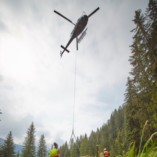 Material für die Z-Line kommt aus der Luft | © Daniel Roos Material für die Z-Line kommt aus der Luft | © Daniel Roos