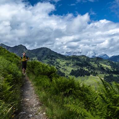 (Wetter) voll auf Aufriss mit Loferer und Leoganger Steinberge. | © Martin Moser